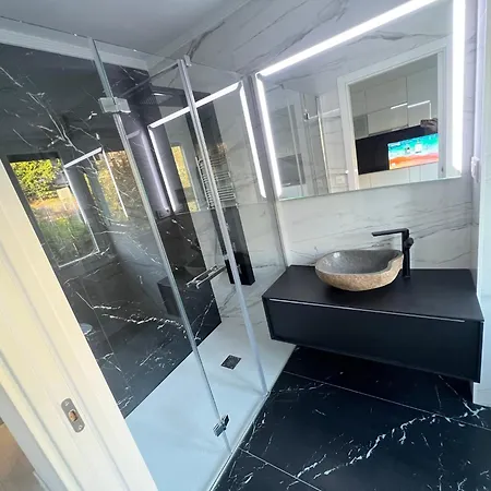 Lujo, Urbano Centrico